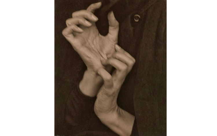 Georgia Okeefe | Hands, 1919