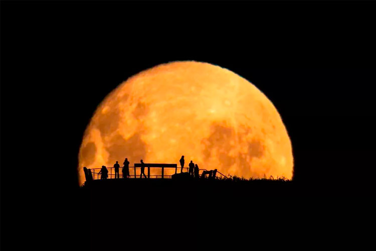 Fotografías de la luna, de Mark Gee